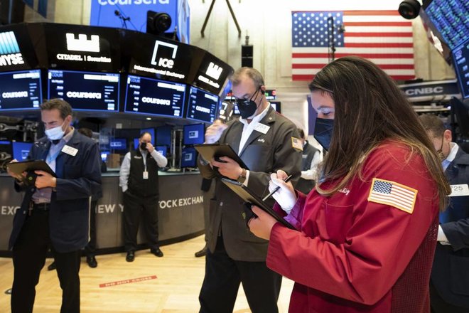 ارتفاع مؤشرات الأسهم الأمريكية بدعم من مكاسب شركات التكنولوجيا