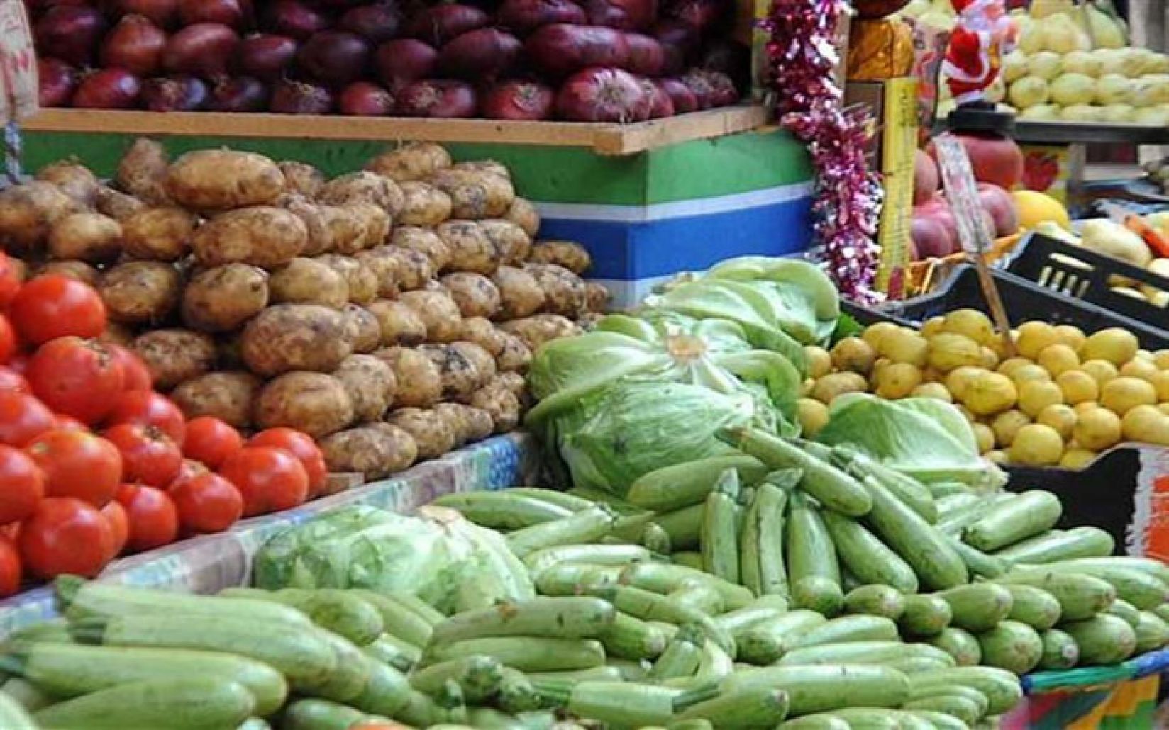 أسعار الخضر والفاكهة اليوم الأربعاء 27 أكتوبر.. البطاطس بـ5 جنيهات