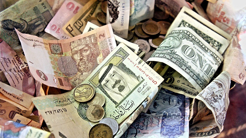 أسعار العملات العربية والأجنبية في بنكي مصر والأهلي المصري