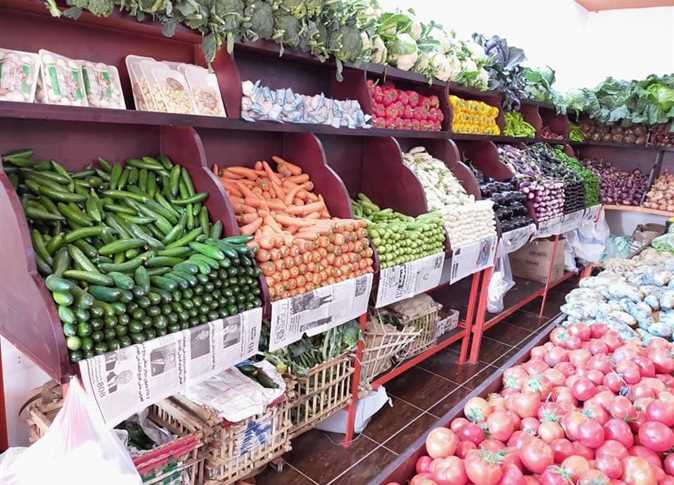 أسعار الخضار والفاكهة اليوم الخميس 04 نوفمبر ... استقرار الطماطم والبطاطس