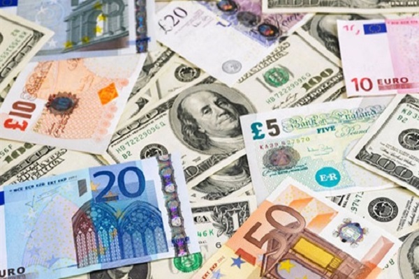 أسعار العملات العربية والأجنبية ...اليورو بـ17.90 جنيه بـ«عودة»