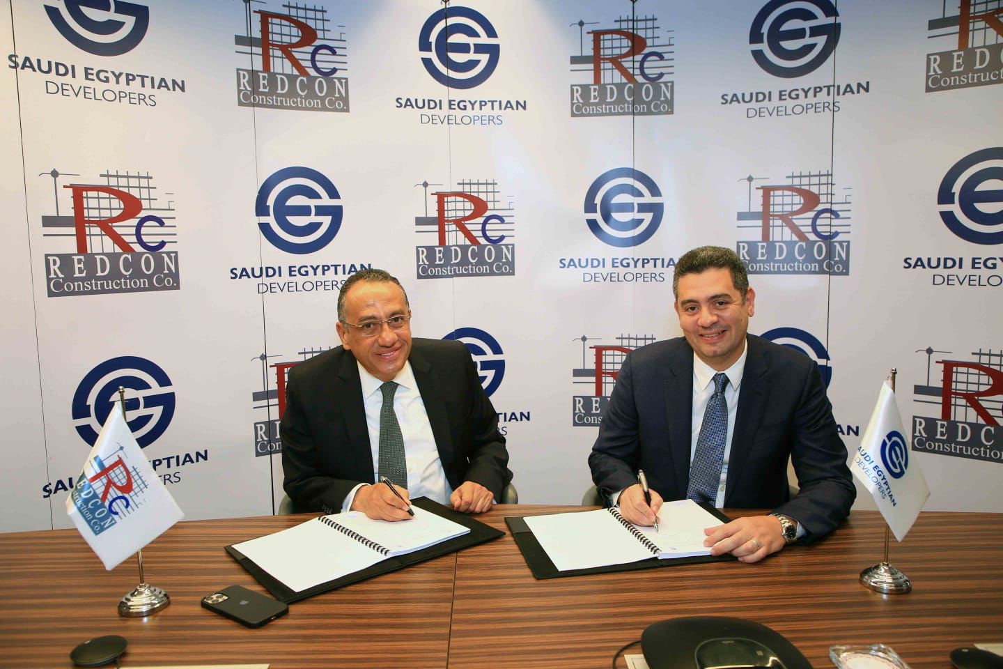 «السعوية المصرية» تتعاقد مع «ريدكون» لتنفيذ مشروع «بلوفير» بالعاصمة الإدارية