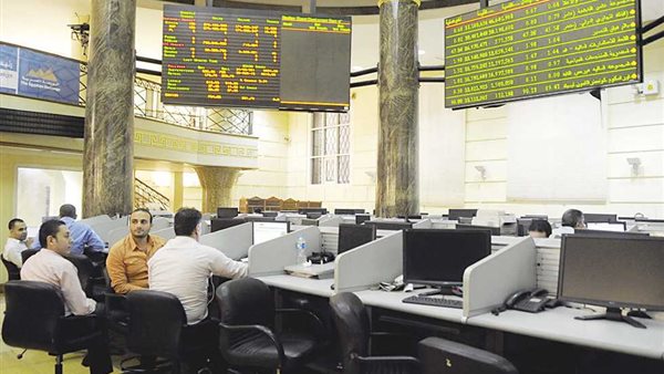 صعود جماعي لمؤشرات البورصة المصرية في مستهل تعاملات الخميس