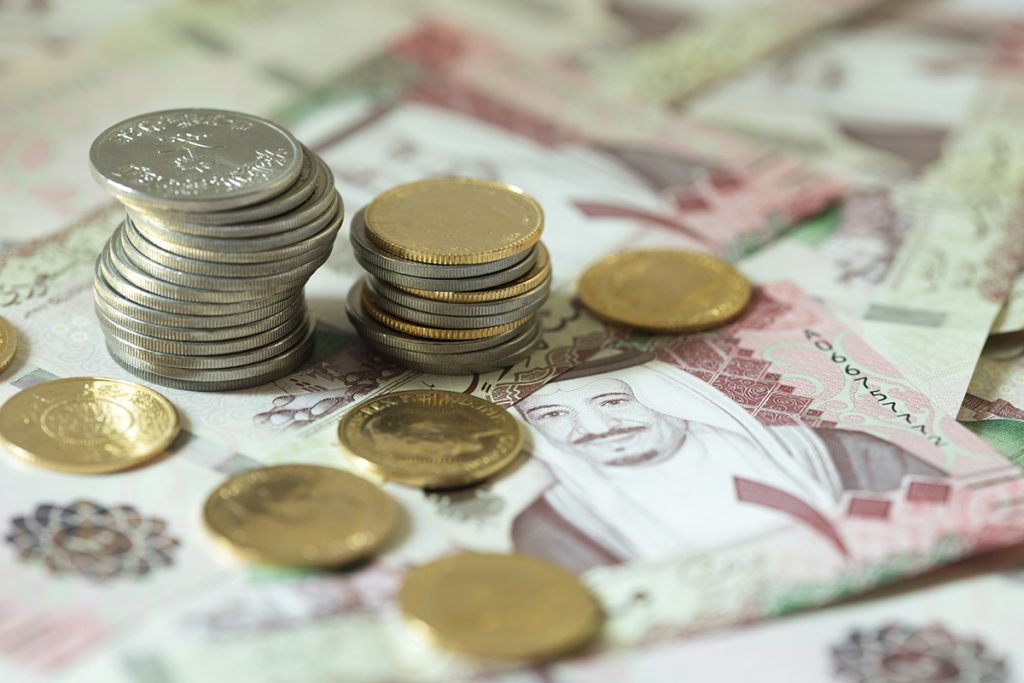 سعر الريال السعودي الآن... يُباع بـ4.94 جنيهات