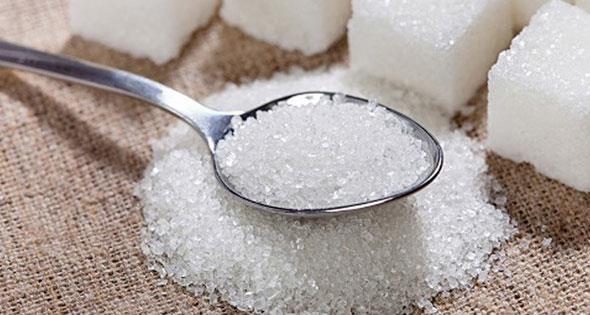 أسعار السكر تقفز لمستويات قياسية.. وترتفع 900 جنيهًا للطن