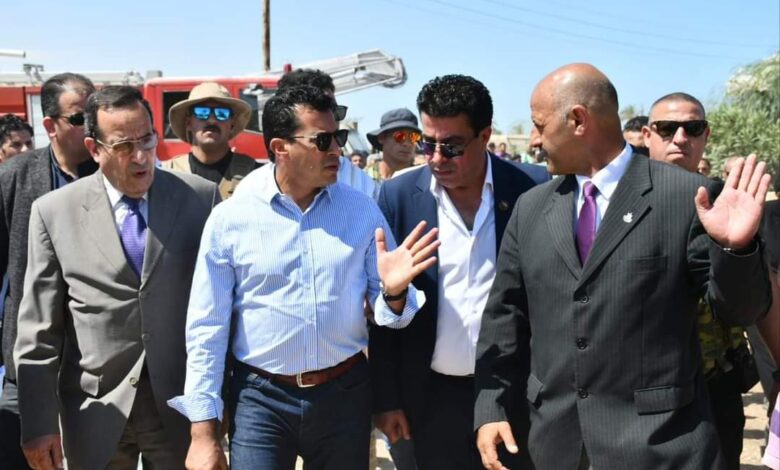محافظ شمال سيناء: أشرف صبحي أول وزير يصل الشيخ زويد بعد انتهاء العملية الشاملة