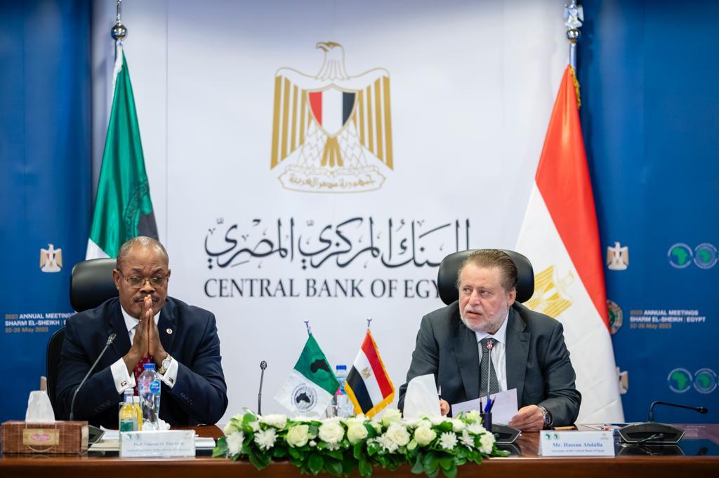 «المركزي» يوقع مذكرة تفاهم مع «بنك التنمية الإفريقي» لاستضافة مصر اجتماعات المجموعة مايو 2023