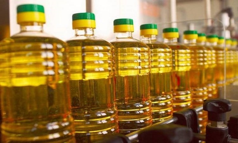 «المواد الغذائية»: أسعار الزيت ترتفع في السوق الحر لهذه الأسباب