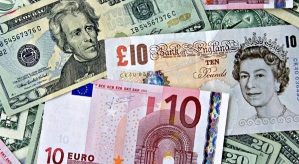 ارتفاع أسعار العملات في البنوك.. و«الإسترليني» يتجاوز الـ30 جنيهًا