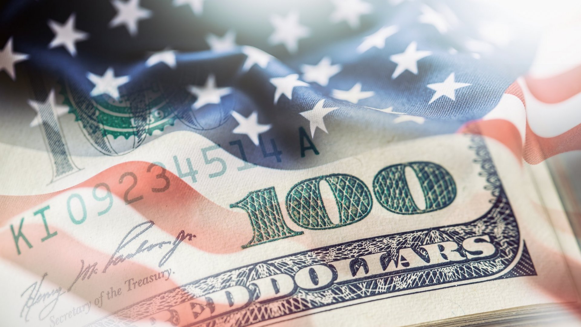 «ستاندرد تشارترد»: ضعف الجنيه سيهدأ بمجرد أن تتحقق تدفقات الدولار الأمريكي