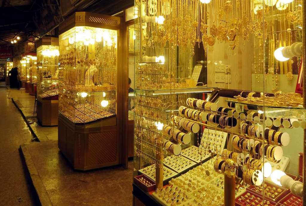 سعر الذهب في مصر.. عيار 21 ينخفض عن 1700 جنيهًا