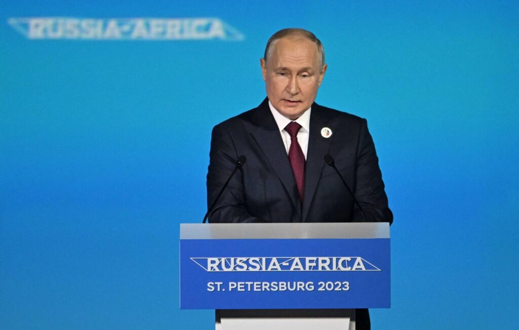 بوتين: نعتزم تصدير 50 ألف طن حبوب لعدة دول في إفريقيا