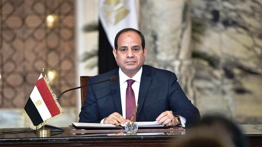 الرئيس السيسى يوقع قانون ربط الموازنة العامة للدولة للعام المالي 2023/ 2024