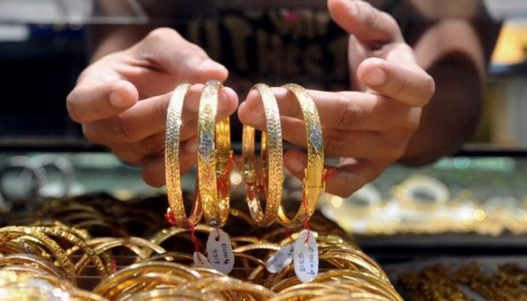 كيف ارتفع سعر الذهب في مصر رغم دخول السوق 600 كيلو من الخارج؟