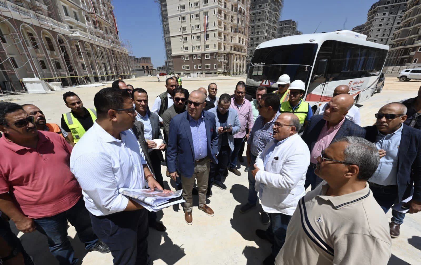 وزير الإسكان: جارٍ تنفيذ 64 برجًا سكنيًا بمشروع «صواري» غرب الإسكندرية