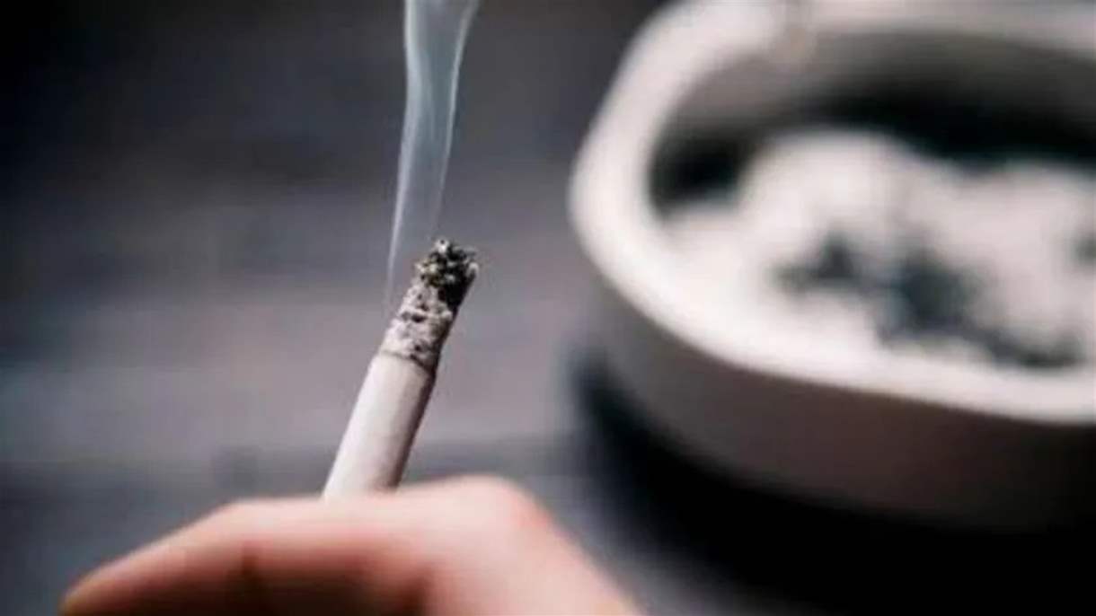 خبراء دوليون يطالبون بتوفير مزيد من منتجات التبغ البديلة للتخلص نهائيا من السجائر التقليدية