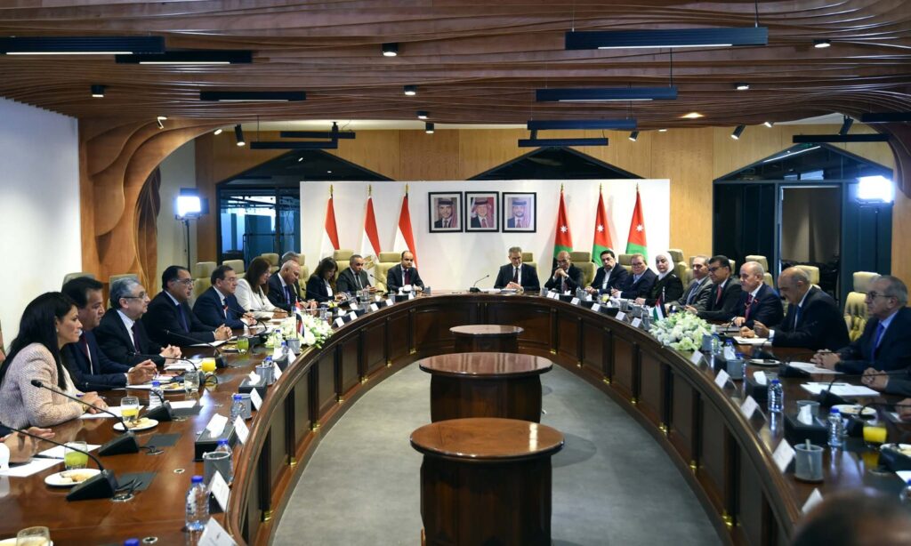مصر والأردن توقعان 12 وثيقة في مجالات تعزيز التعاون الثنائي بين البلدين