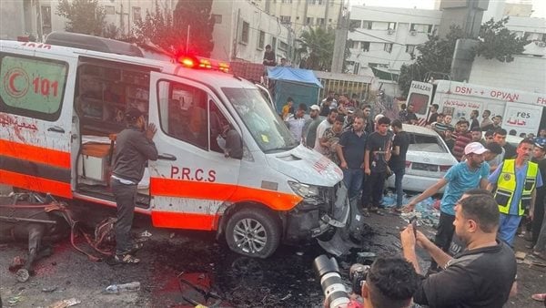 مدير عام المستشفيات بغزة يناشد الحكومة المصرية بإرسال سيارات إسعاف للقطاع