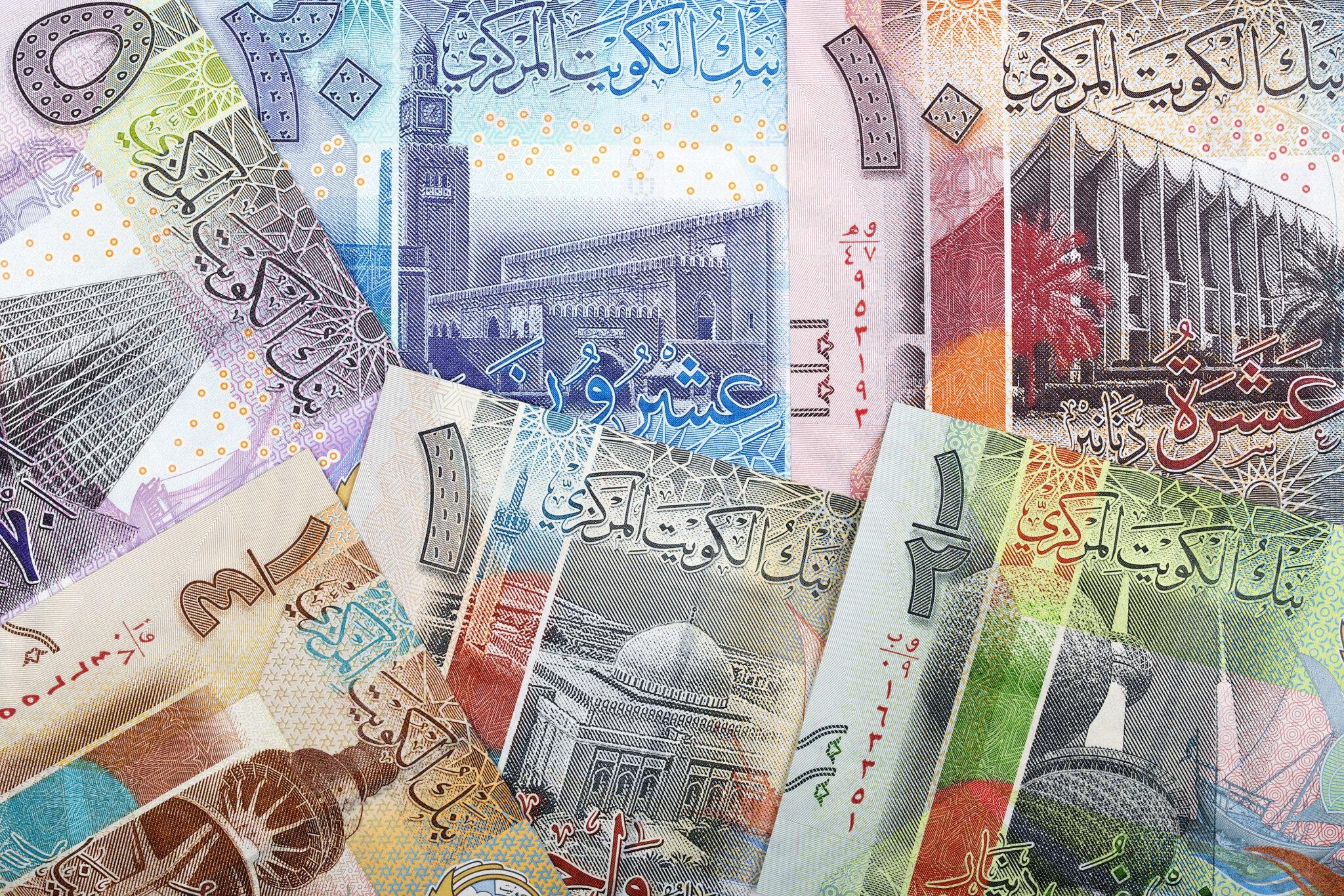 أسعار العملات الأجنبية اليوم.. 100.94 جنيهًا للدينار الكويتي