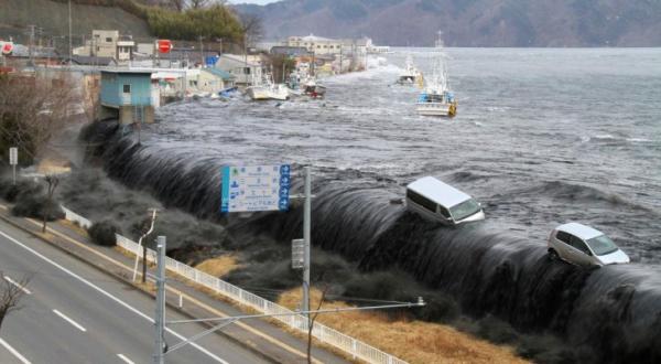 زلزال يضرب وسط اليابان.. وتحذيرات من موجات تسونامى