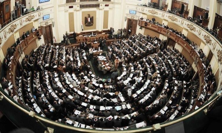 «النواب» يوافق على 3 مشروعات قوانين للتنقيب عن البترول بالصحراء الغربية وخليج السويس