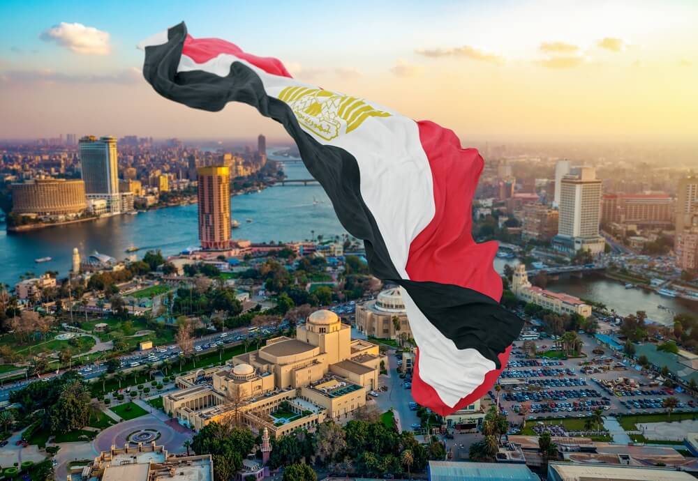 خبراء يتوقعون تحسن الاقتصاد المصري.. وتراجع معدلات التضخم خلال الفترة المقبلة