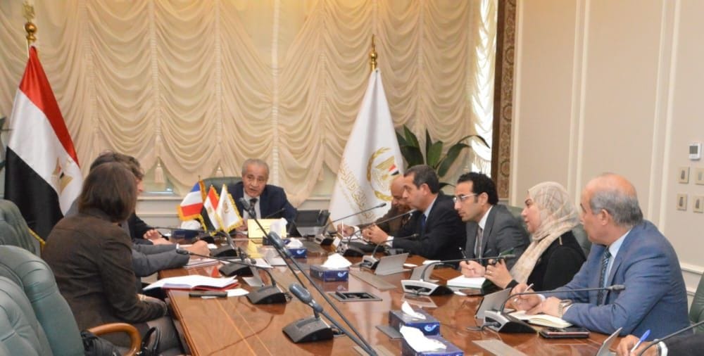 مصر تبحث مع فرنسا إنشاء 6 صوامع بتمويلات 56 مليون يورو