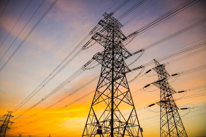 مصادر: ارتفاع أعباء «الكهرباء» 50 مليار جنيه بعد تحرير سعر الصرف