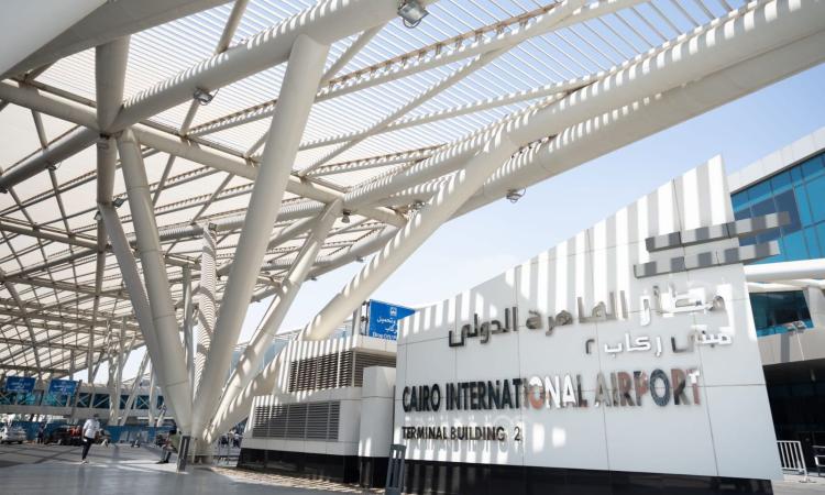 الطيران: مطار القاهرة يسجل أعلى معدلات تشغيل في تاريخه يوم إغلاق الأجواء