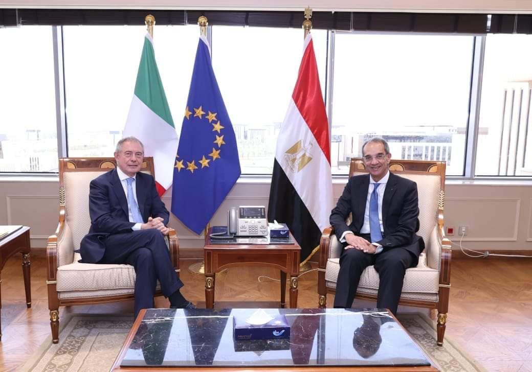 مصر وإيطاليا تتعاونان لاستضافة مركزًا للذكاء الاصطناعى لخدمة القارة الأفريقية