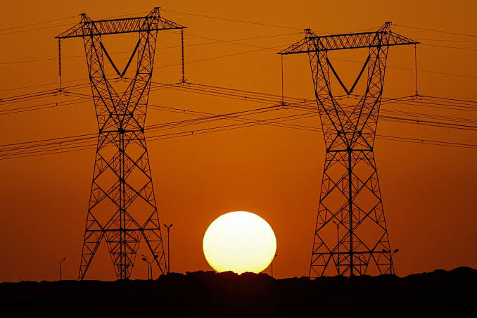 «القابضة للكهرباء» تستهدف تحصيل 800 مليون جنيه شهريًا من مستحقاتها المتأخرة