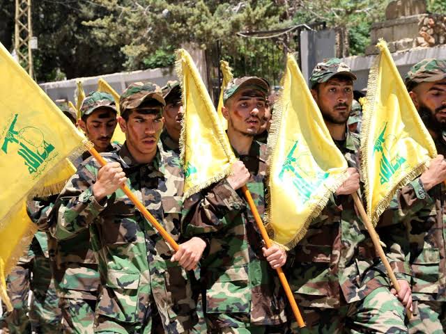 حزب الله يشن هجومًا على إسرائيل بمنطقة عرب العرامشة